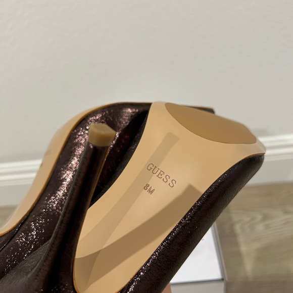 Guess Napril Dress Pump Heels - Picture 10 of 11
